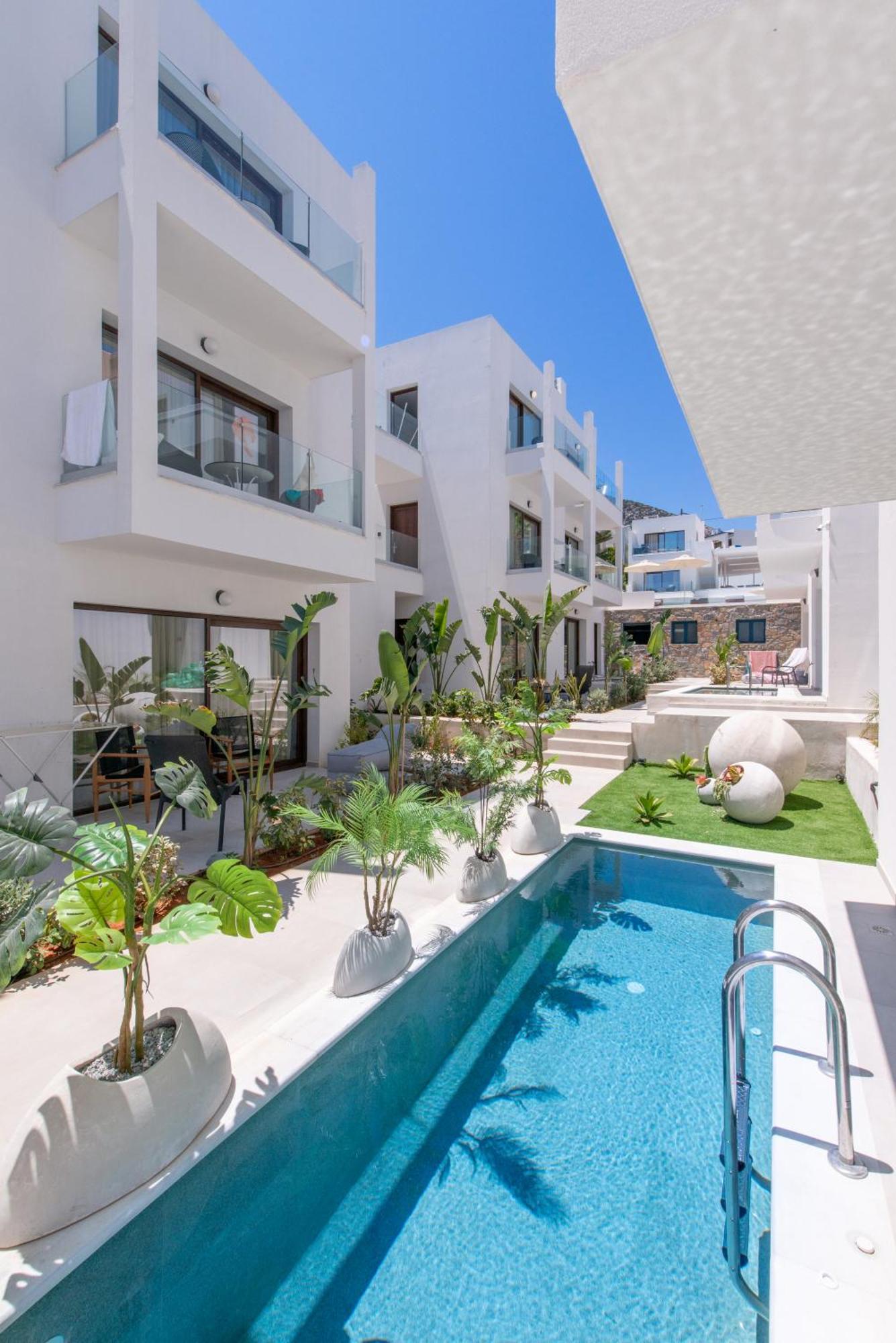 Mika Villas & Suites Hersonissos  Exterior photo